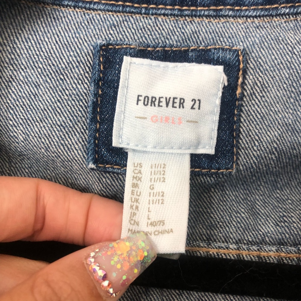 Jean jacket - Picture 2 of 3